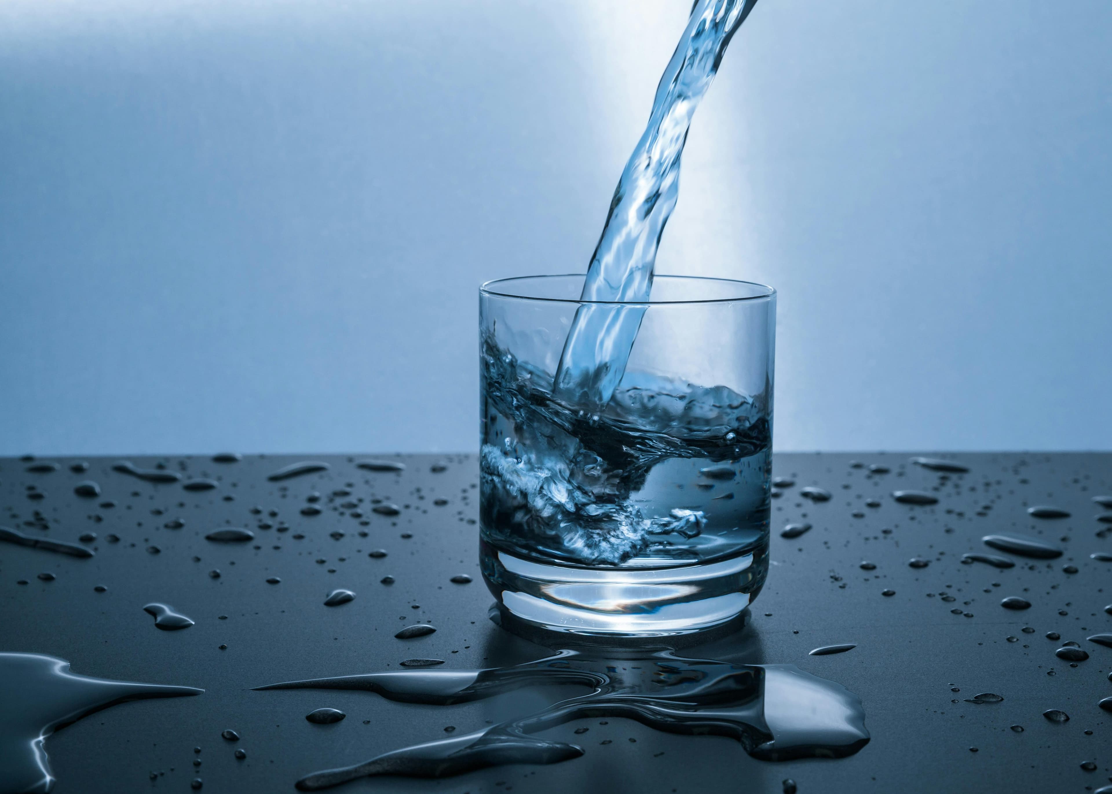 How Hydration Affects Oral Comfort: The Science Behind Moisture and Intimacy