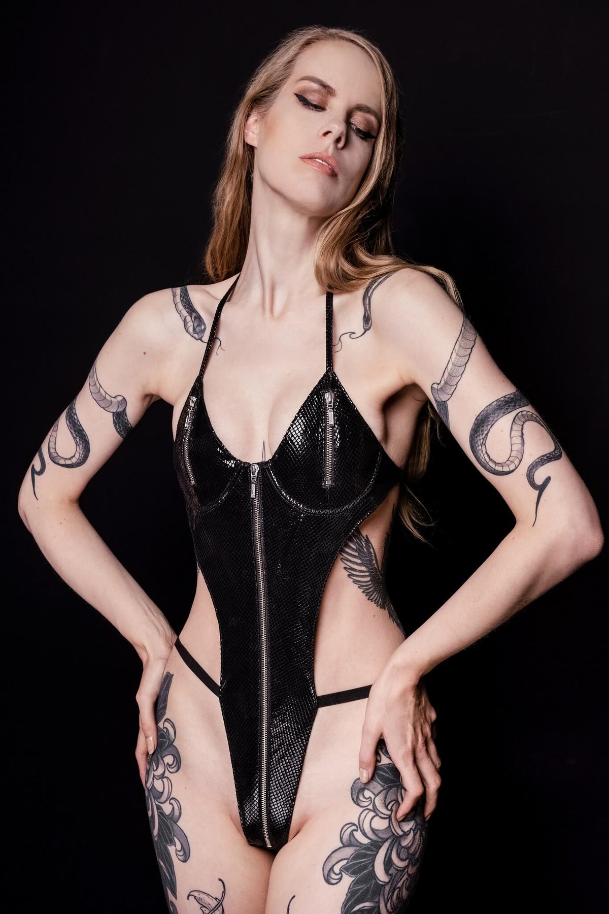 Offizielles Bild: Serpens VXN Snake Emboss Leather Teddy